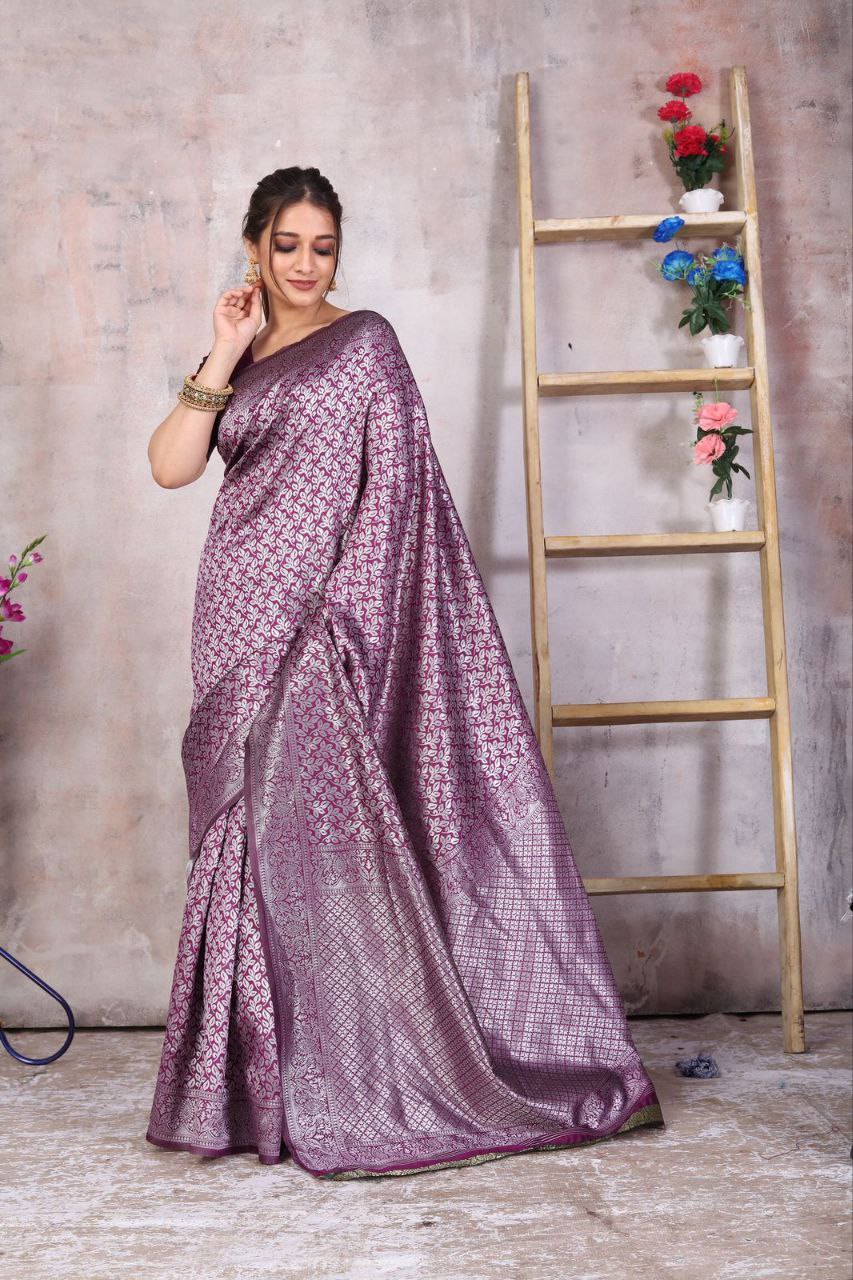 Joliya Elegant Purple Banarasi Silk Saree