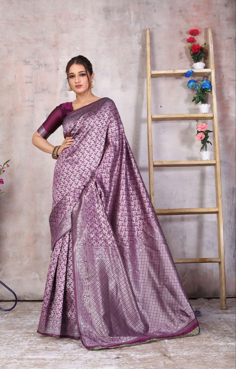 Joliya Elegant Purple Banarasi Silk Saree